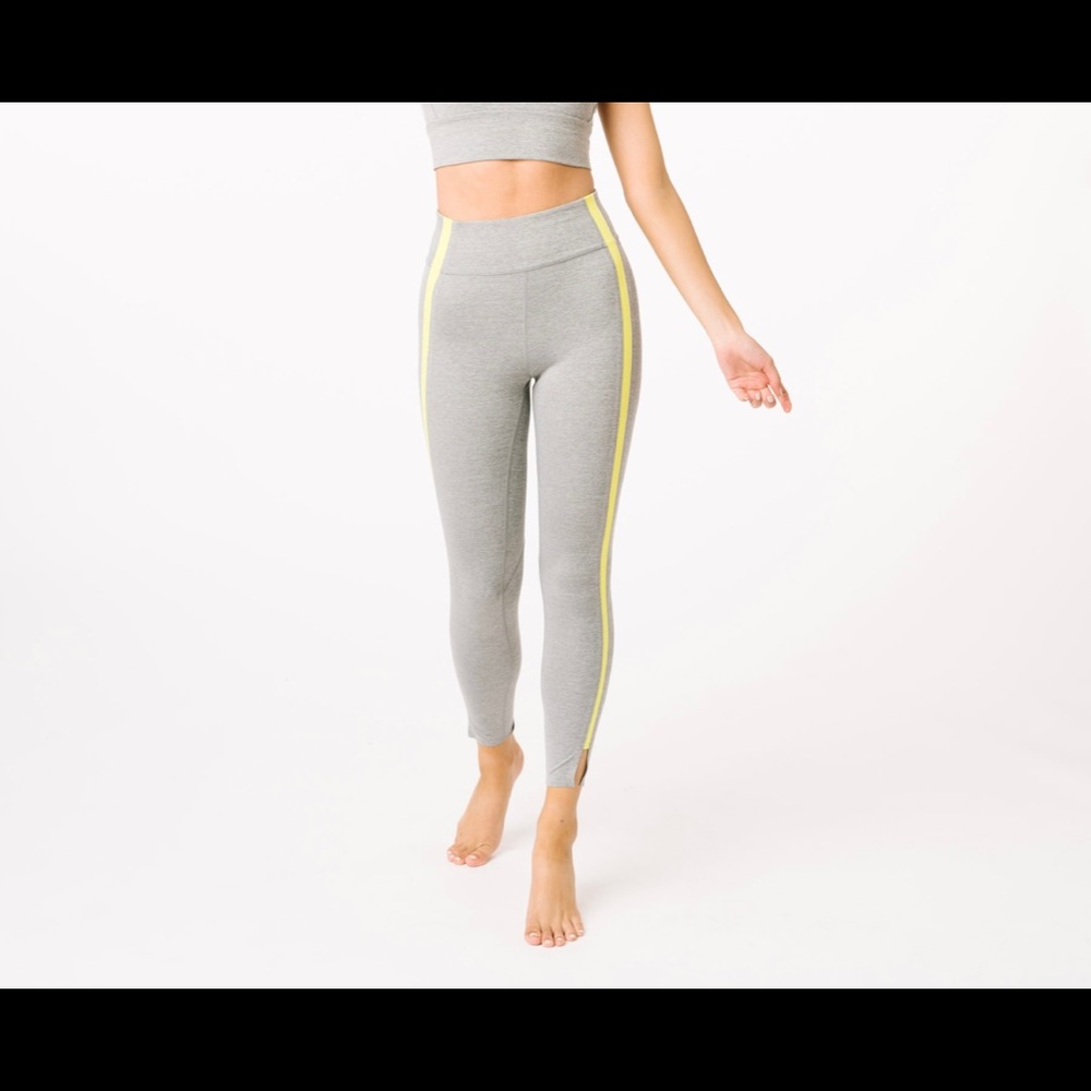 ZYIA Gray Neon Tape Light n Luxe Hi-Rise Leggings 6-8 NWT